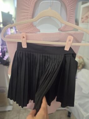 Women's Black Pleated Mini Skirt - Sleek A-Line Style